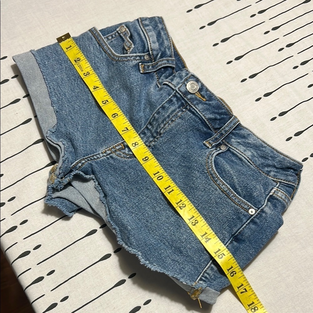 Sunday Best Blue Jean Shorts with Frayed Hem. Size 29 - Picture 5 of 10